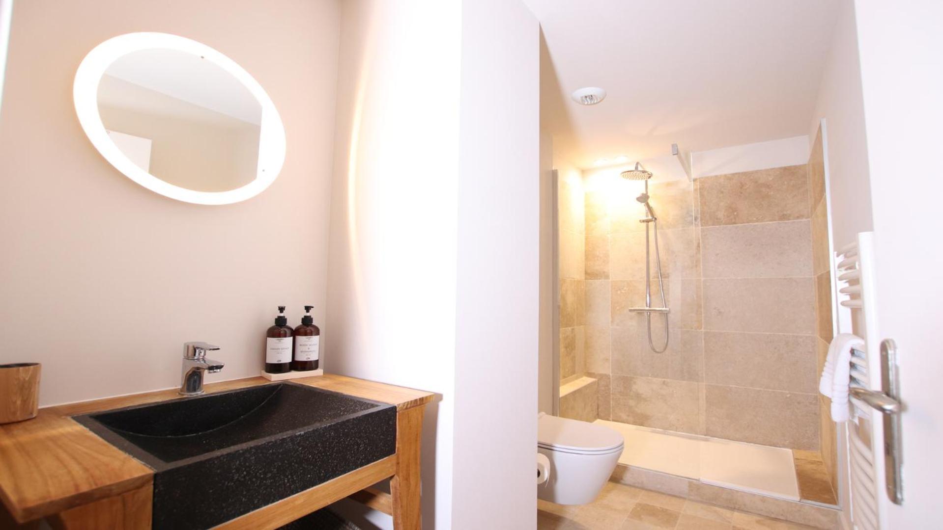 Les Suites De Saint Amand Bordeaux Exterior photo