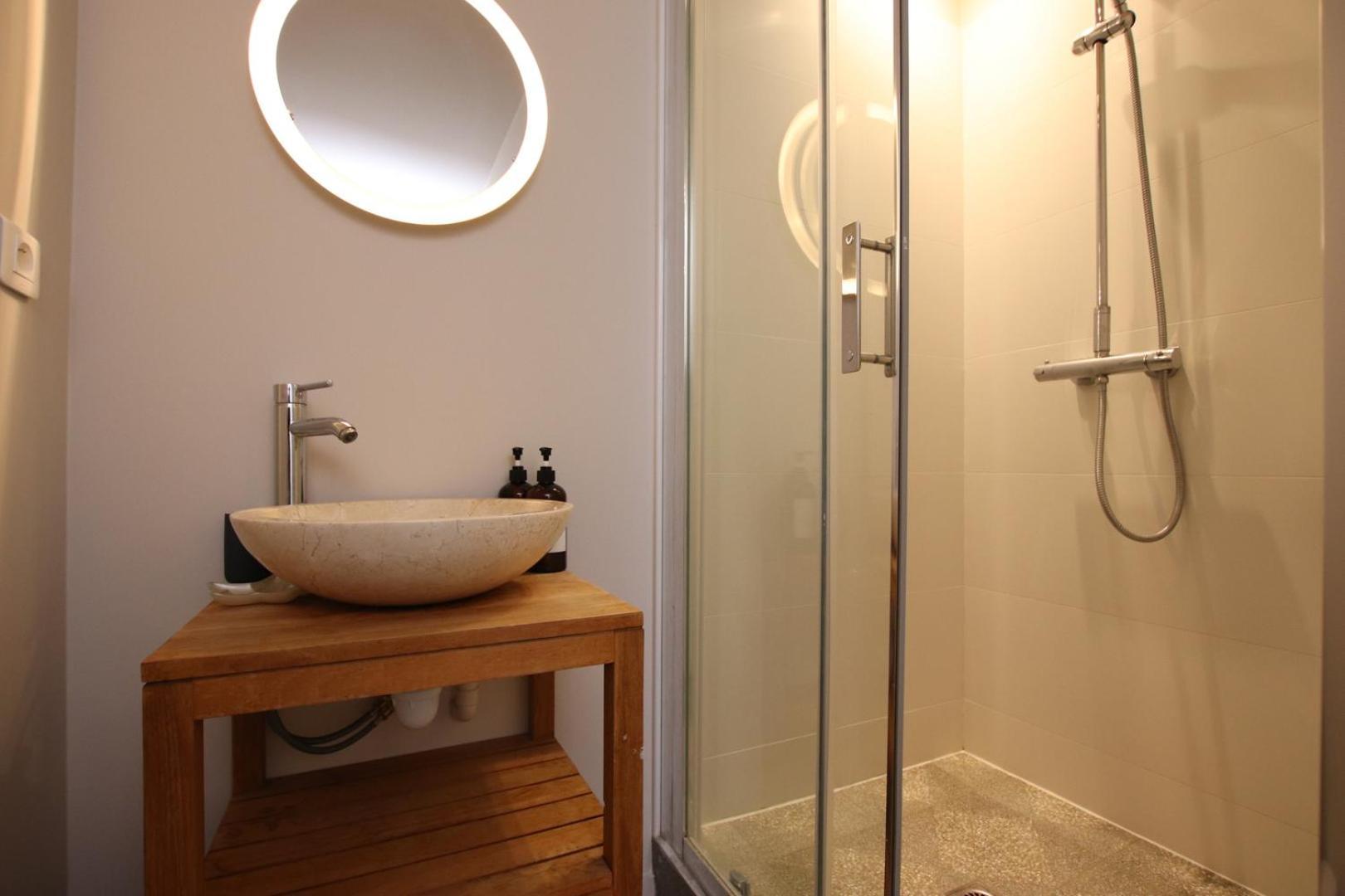 Les Suites De Saint Amand Bordeaux Exterior photo